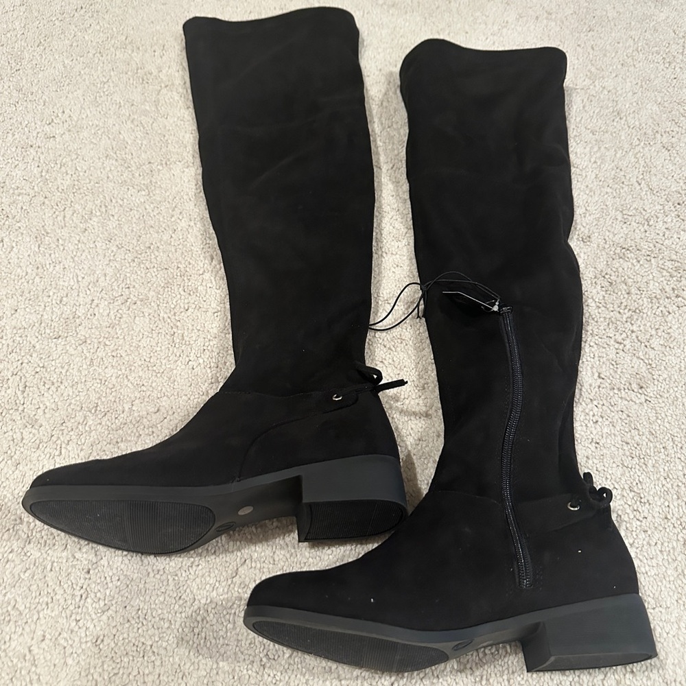 Black Knee-High Women's Boots